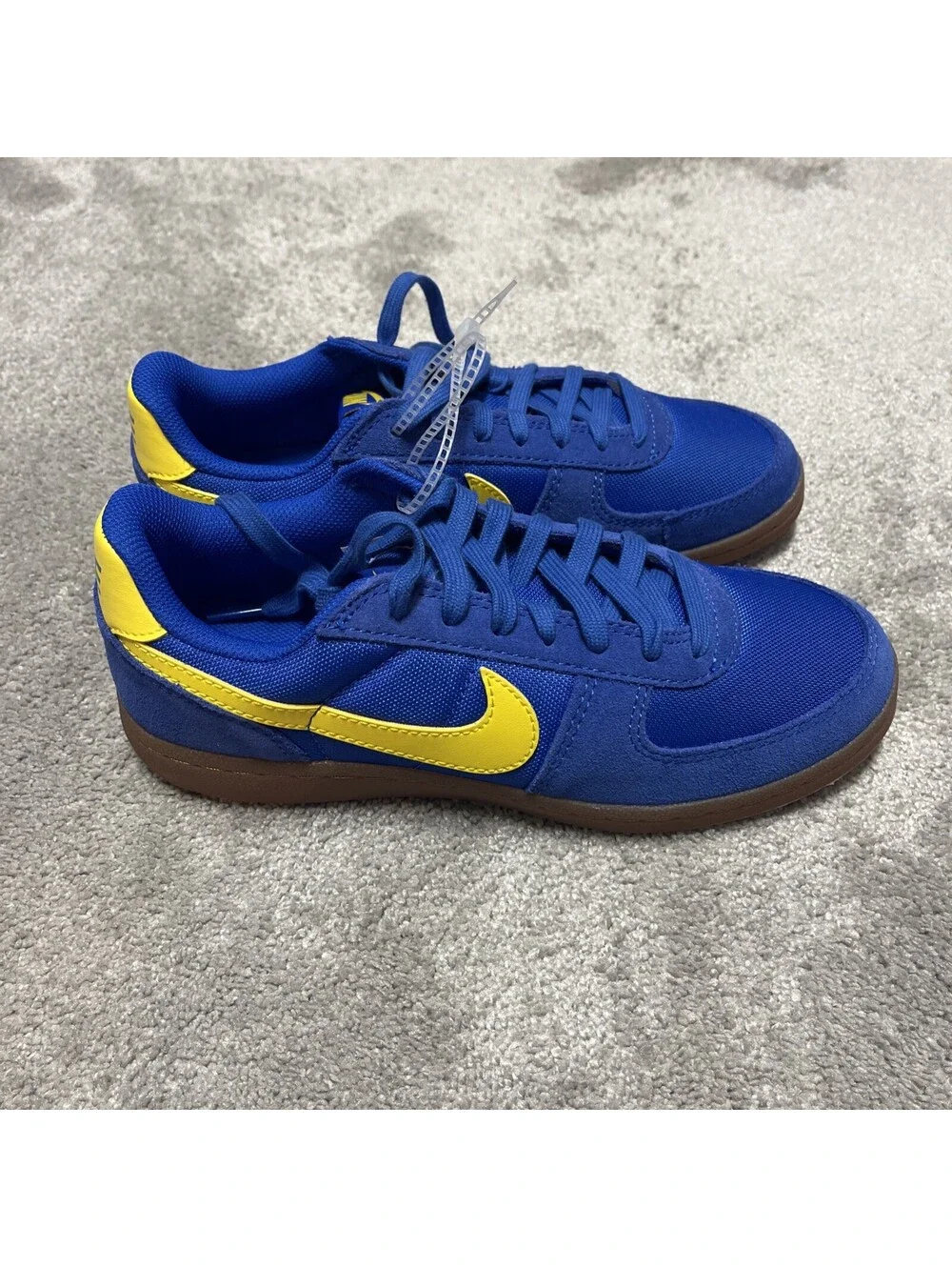 Nike Boys Sneaker 6.5 Youth NEW